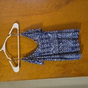 Mudd Cold Shoulder Top Size XS: A